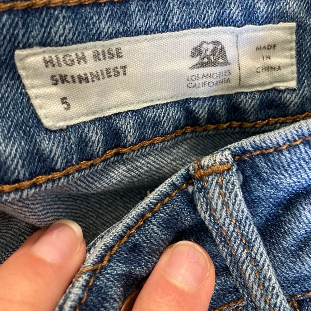 PacSun Ripped Jeans - Picture 3 of 4